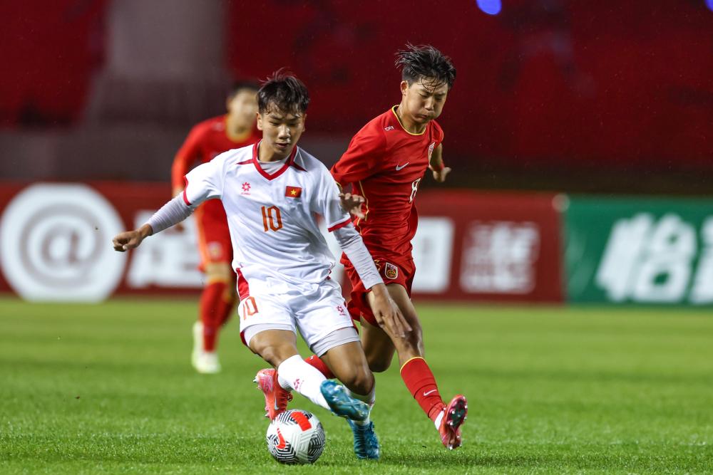 姆贝莫、阿马德和马兹拉维打完对伯恩茅斯之战就要离队。