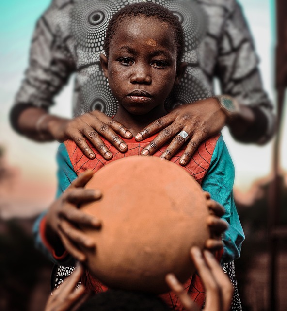 球迷调侃詹姆斯没头发，后者回应：你知道我有，而且多的是