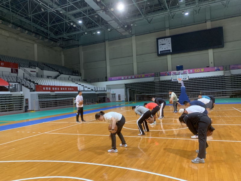 李新翔：希望下个赛季表现更稳定；今年真是很梦幻的一年